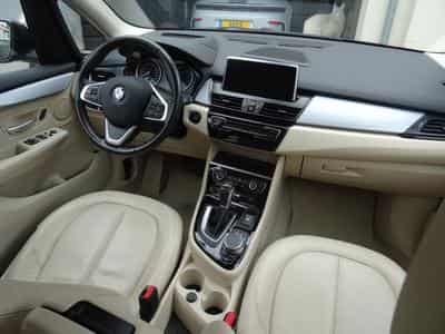 BMW 225 XE IPERFORMAN (2017) - Photo 13