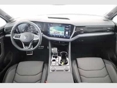 VW Touareg 3.0 TDI 210 kW 4Motion R-Line (2025) - Photo 4