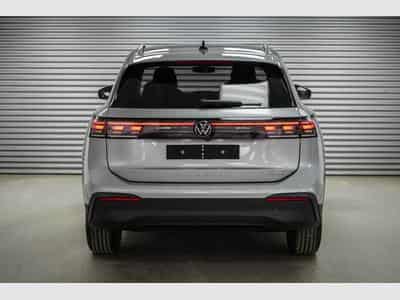 VW Tiguan 1,5 eTSI DSG (2025) - Foto 4