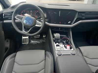 VW Touareg R-Line FINAL EDITION (2026) - Photo 12