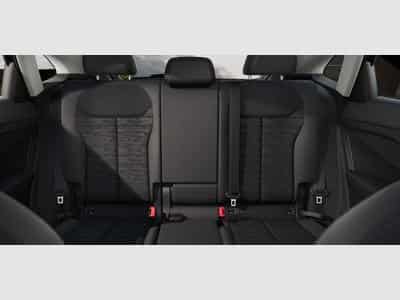 Audi Q3 S Line 1.5 TFSI 7-Gang S tronic (2026) - Photo 4
