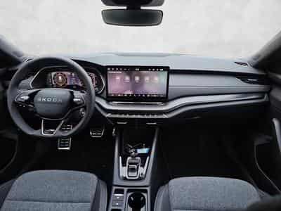 Skoda Octavia 1.5 TSI mHEV 110 kW Sportline (2025) - Photo 11