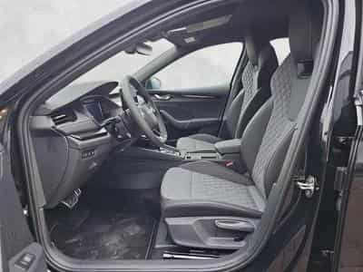Skoda Octavia 1.5 TSI mHEV 110 kW Sportline (2025) - Photo 9