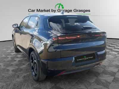 Alfa-Romeo Junior IBRIDA TI 1.2 VGT (2026) - Foto 3