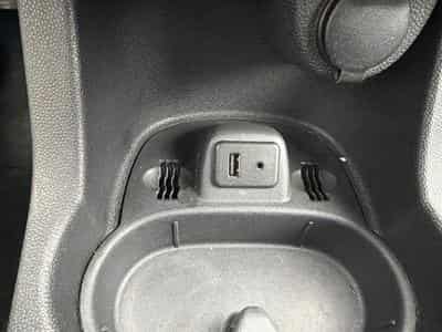 Opel Corsa 1.3 CDTI 95CV (2012) - Photo 10