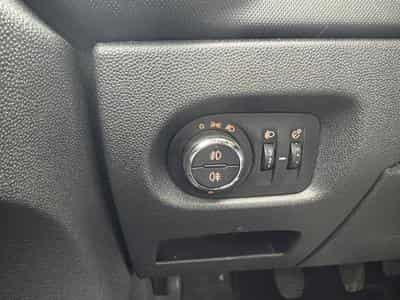 Opel Corsa 1.3 CDTI 95CV (2012) - Photo 11