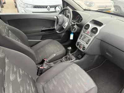 Opel Corsa 1.3 CDTI 95CV (2012) - Photo 7