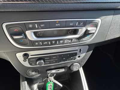 Renault Megane Megane III Grandtour Paris *Navi*AHK*LED* (2013) - Photo 12