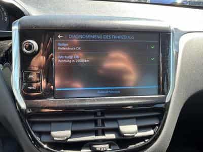 Peugeot 208 208 Active *PDC*SHZ*1.Hand*Euro6*Tempomat* (2019) - Photo 12