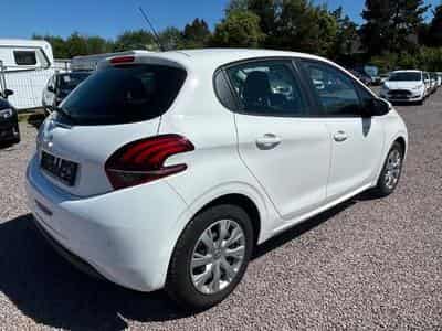 Peugeot 208 208 Active *PDC*SHZ*1.Hand*Euro6*Tempomat* (2019) - Photo 4