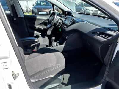 Peugeot 208 208 Active *PDC*SHZ*1.Hand*Euro6*Tempomat* (2019) - Photo 9