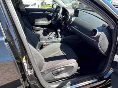 Audi A3 A3 Sportback Sport *Navi*I-Cockpit*Xenon*Euro6* (2018) - Foto 9