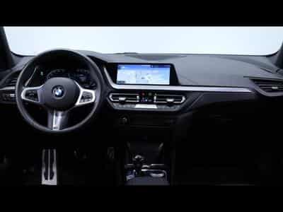 BMW 118 i hatch M Sport Steptronic (2024) - Photo 15