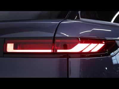 Land-Rover Range Rover Sport P460e S AWD Auto (2025) - Photo 9