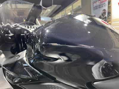 Yamaha YZF-R3 (2026) - Photo 4
