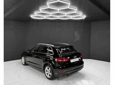 Audi A3 Sportback 30 TFSI (2018) - Photo 3