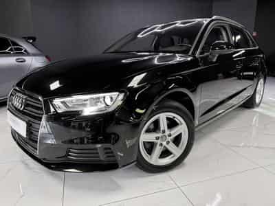 Audi A3 Sportback 30 TFSI (2018) - Photo 9