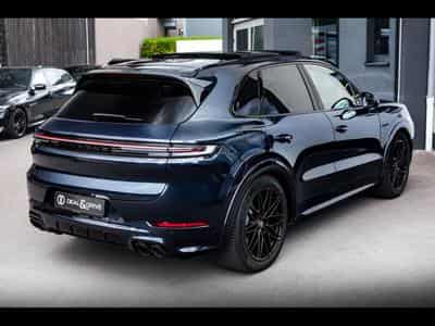 Porsche Cayenne III (2) 3.0 V6 E-HYBRID (470 CH) TIPTRONIC – FR. REGISTRATIO (2024) - Foto 7