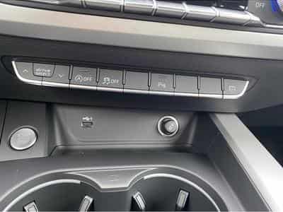 Audi A4 (2024) - Photo 12