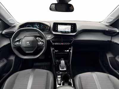 PEUGEOT 208 e-208 136ch Allure (2022) - Photo 2