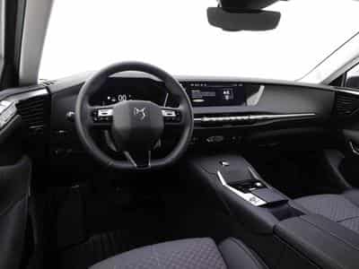DS Automobiles DS4 1.2 PureTech 136 e-DCS6 Pallas (2025) - Photo 5