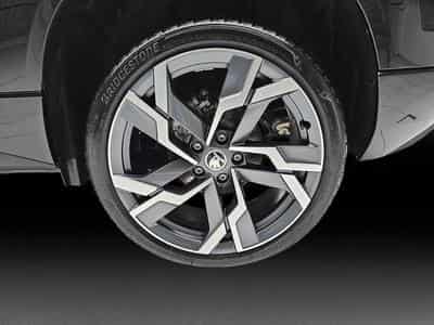 Skoda Karoq 1.5 TSi 150 DSG SPORTLINE (2025) - Foto 6