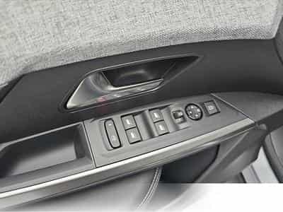 Peugeot 5008 (2026) - Photo 12