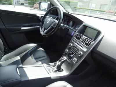 Volvo XC60 D5 SUMMUM (2015) - Photo 10