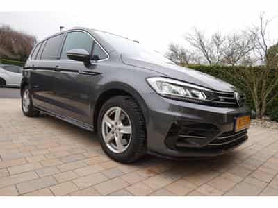 VW Touran 2.0 TDI HIGHLINE 150 DSG R-LINE (2018) - Photo 4