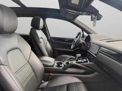 Porsche Cayenne S / Essence (2021) - Photo 10