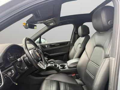 Porsche Cayenne S / Essence (2021) - Photo 12