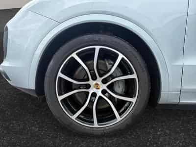 Porsche Cayenne S / Essence (2021) - Photo 9