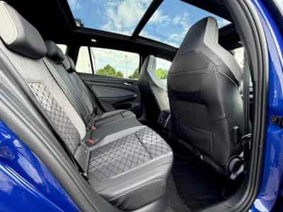 VW Golf Golf 8 R Line 1.5 eTSI DSG /LED/ACC/AHK/CAM/ (2023) - Foto 15