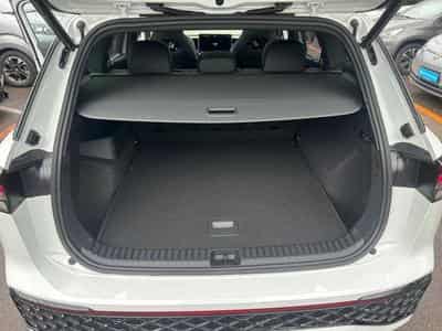 VW Tayron Tayron 2.0 TSI 150 kW 4Motion R-Line (2025) - Photo 12