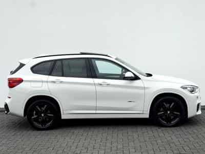 BMW X1 X1 xDrive 25 i M Sport Paket /NAVI/LED/PANO/AHK/ (2017) - Photo 4