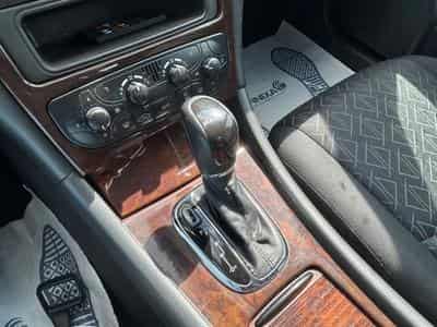 Mercedes C 180 C 180 ELEGANCE *Automatik*SHZ* (2001) - Photo 12