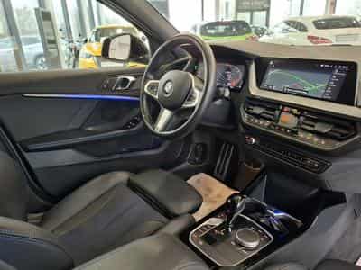 BMW 118 i M SPORT PAKET, NAVI, LED, COCKPIT DIGITAL, CARPLAY, PDC, (2021) - Photo 2