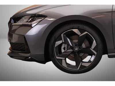 Skoda Superb 2.0 TDI DSG 190 Sportline 4x4 (2025) - Photo 9