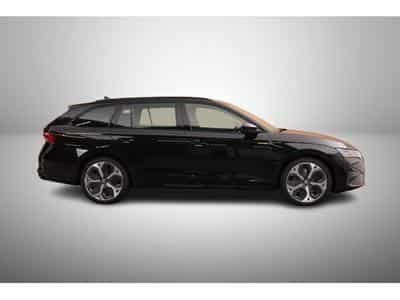 Skoda Octavia 2.0 TSi DSG 265 RS (2025) - Foto 6