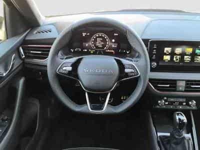 Skoda Kamiq 1.5 TSi 150 DSG Monte Carlo (2026) - Foto 8