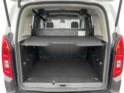 Citroën Berlingo 1.5 BlueHDi 130 EAT8 Plus (2025) - Foto 12