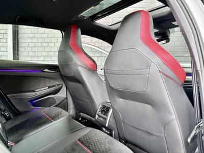 VW Golf GTI Clubsport 2.0 TSI 300CV DSG7 *PANO* ACC *CARPLAY* (2023) - Foto 13