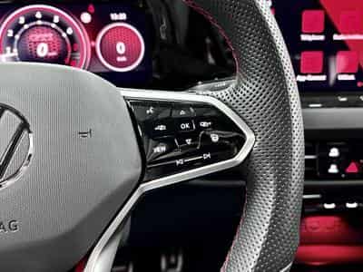 VW Golf GTI Clubsport 2.0 TSI 300CV DSG7 *PANO* ACC *CARPLAY* (2023) - Foto 6