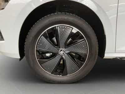 Skoda Kamiq Monte-Carlo+BVM+Pano+RearView (2025) - Photo 8