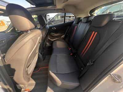 BMW 118 i (2021) - Photo 8