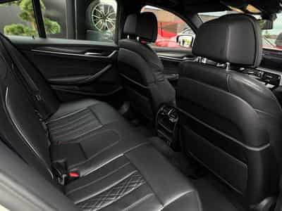BMW 530 xDrive Pack M (2022) - Photo 8