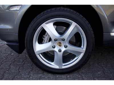 Porsche Cayenne S 4.8 957 échappement sport suspension pneumatique toit ouv. (2009) - Photo 5