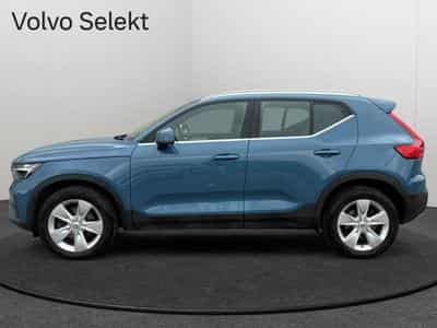 Volvo XC40 B3 Plus Bright Mild Hybrid (2022) - Photo 2
