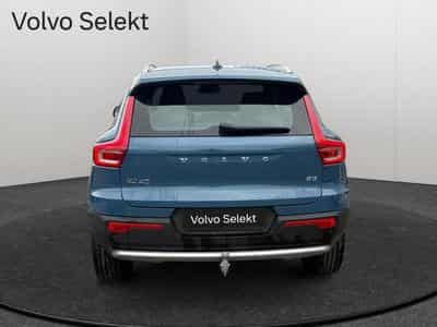Volvo XC40 B3 Plus Bright Mild Hybrid (2022) - Photo 4