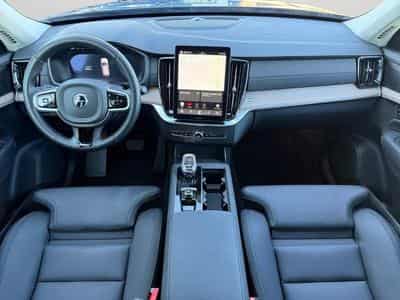 Volvo XC90 Plus Bright / Essence (2025) - Photo 10